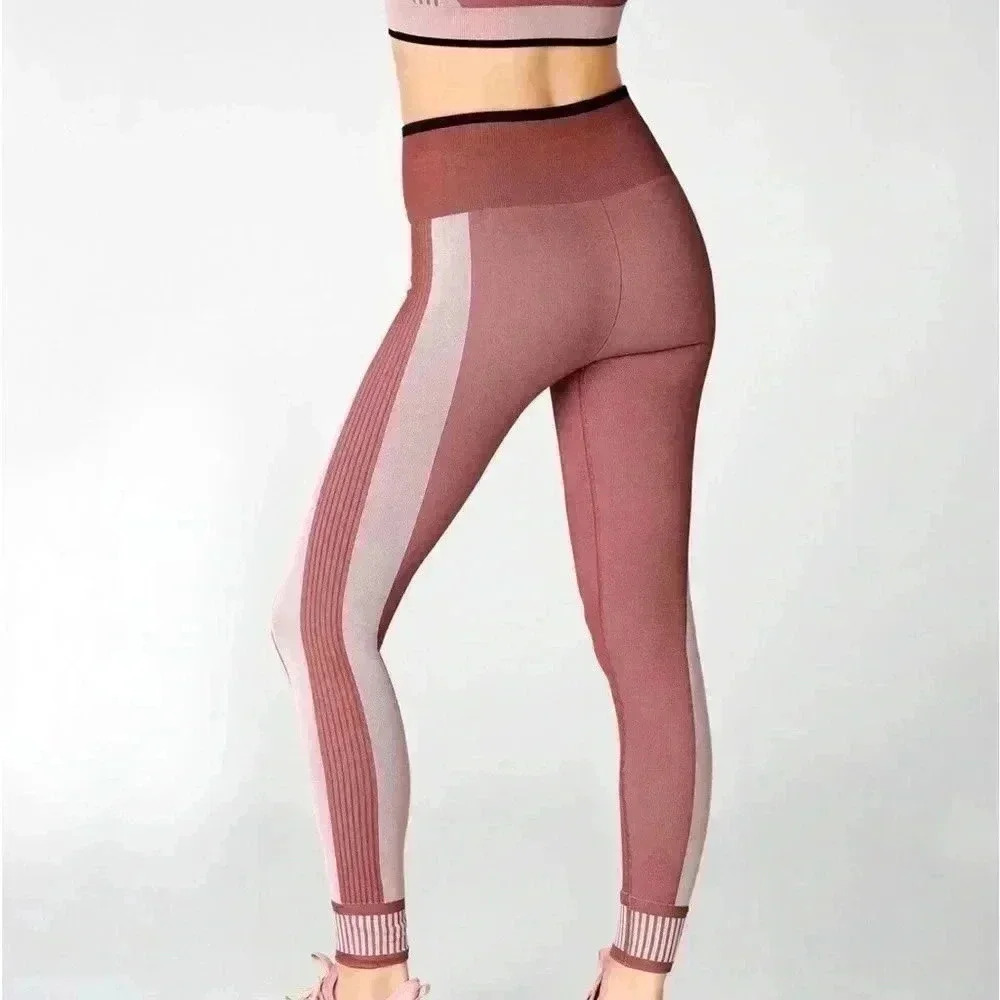 FABLETICS MAUVE PINK/striped leggings - Picture 3 of 6